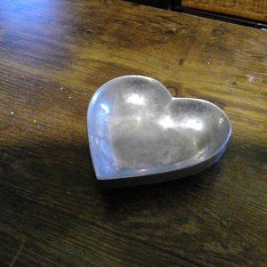 Wilton Armetale Heart-Nappy dish